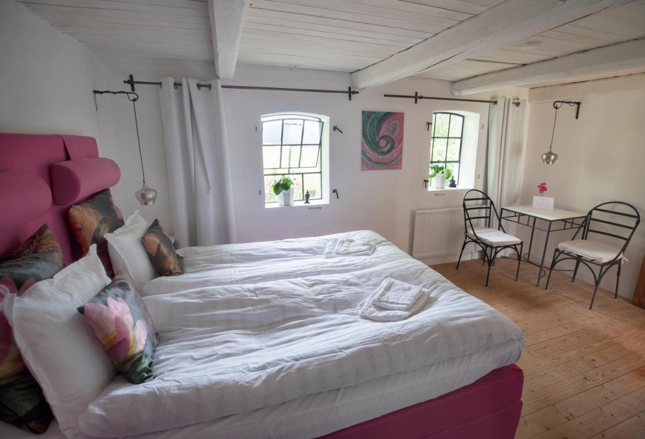 4B Oesterlen Bed & Breakfast Tomelilla Exteriér fotografie
